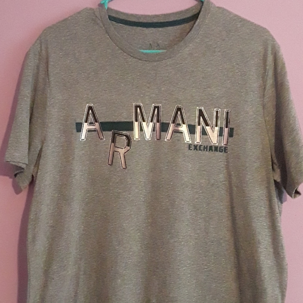 Tee shirt